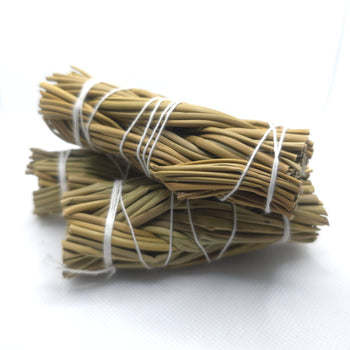 Wholesale 4" Sweetgrass Smudge Bundles – Natural Hand-Tied Bulk Sweetgrass