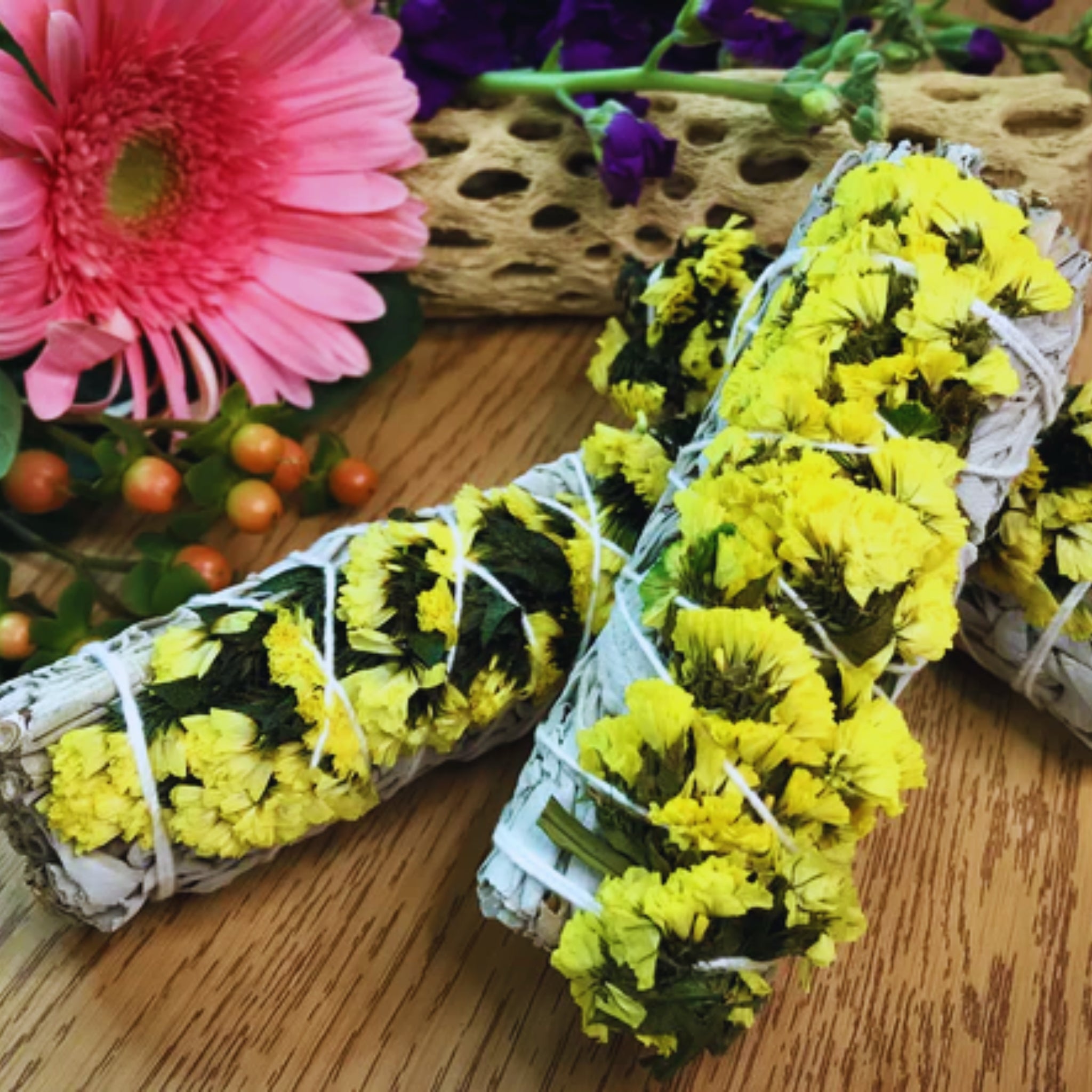 Yellow Sinuata Flowers and White Sage 4" Smudge Sticks Bundle for Positive Energy