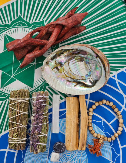 🌿✨ 10-Piece Smudge Kit for Stress and Anxiety Relief: Calm Oasis 💆‍♂️🌈